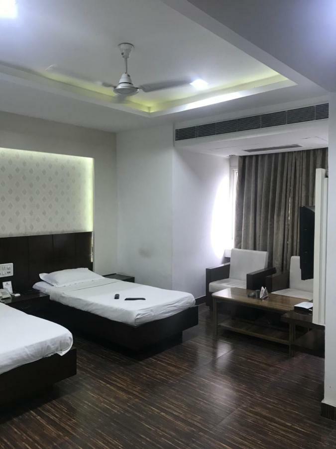 Hotel Kanchan Indore Exterior photo